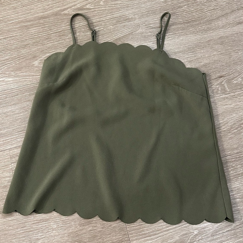 Scalloped cami